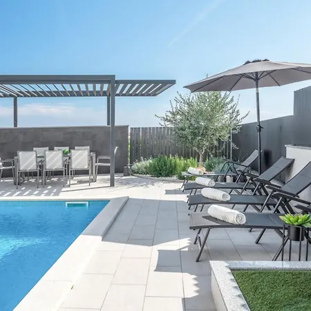 Freya By Interhome * Medolino