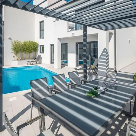 Freya By Interhome Villa Medulin