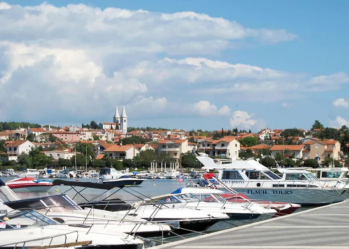 Freya By Interhome Vila